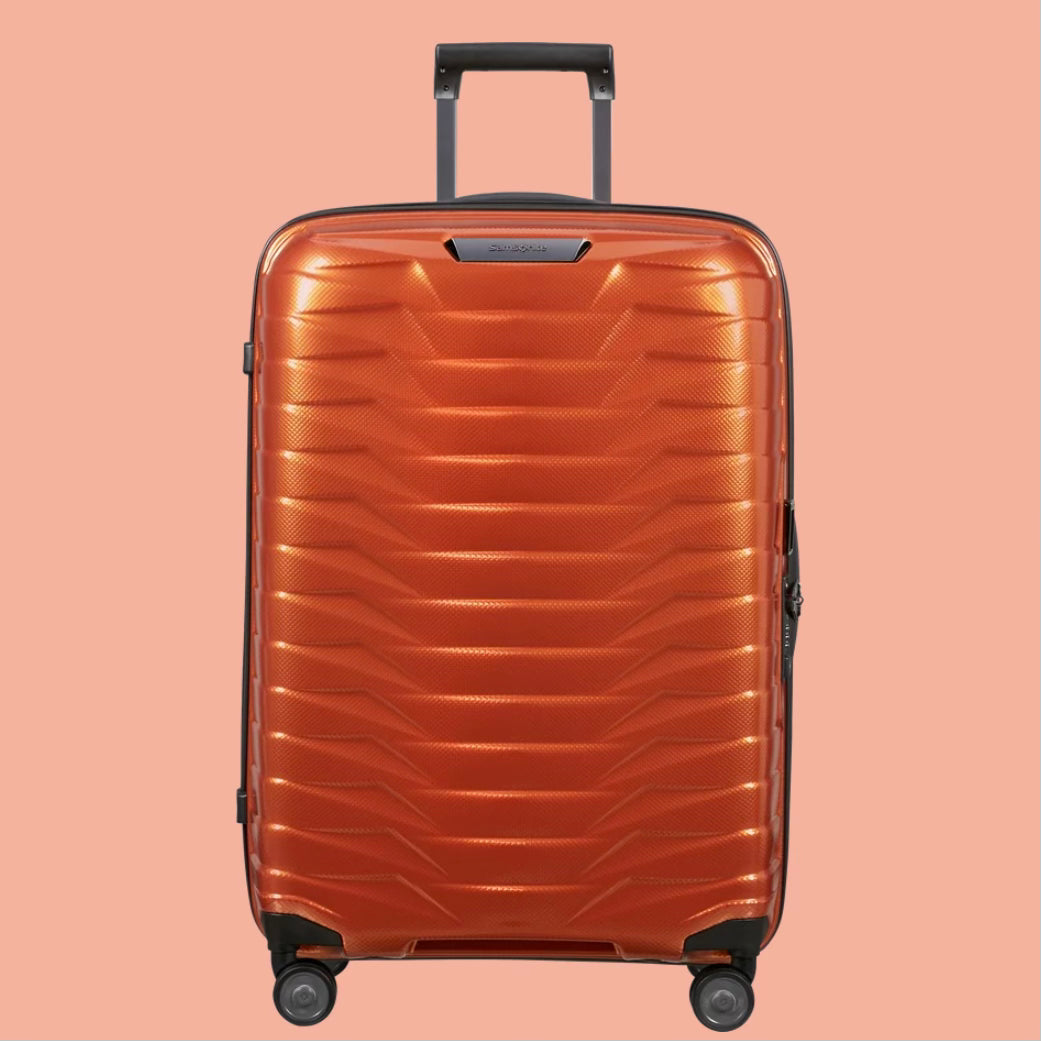https://www.ausoni.swiss/products/proxis-spinner-4-wheels-69-cm-flame